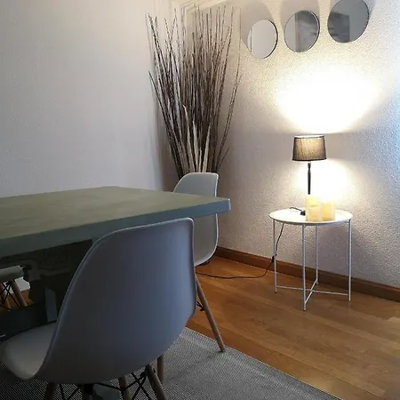 Calle Alfonso I Apartment *
